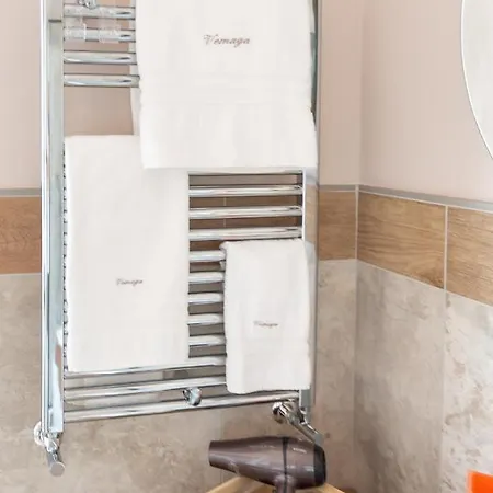***Pompei Luxury Suite Incantevole2 Bed & Breakfast